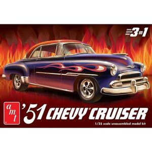 AMT 1951 Chevy Custom Cruiser 1/25 Scale Model Kit  COLLECTIBLES